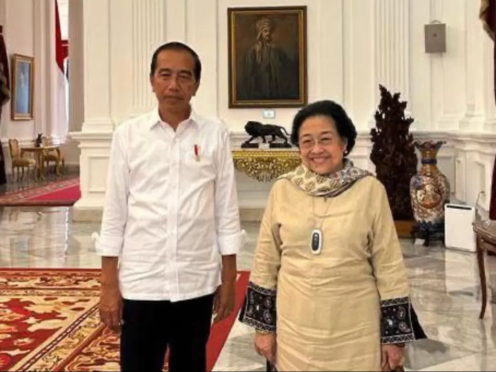 Presiden Jokowi (kiri) dan Ketua Umum PDIP Megawati Soekarnoputri (kanan). (Dok PDIP)