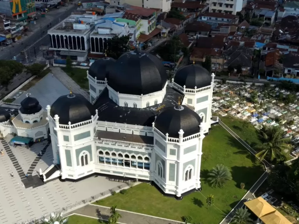 Masjid Raya Al Mashun Medan. (Z Creator/Sriwahyuni Kuna)