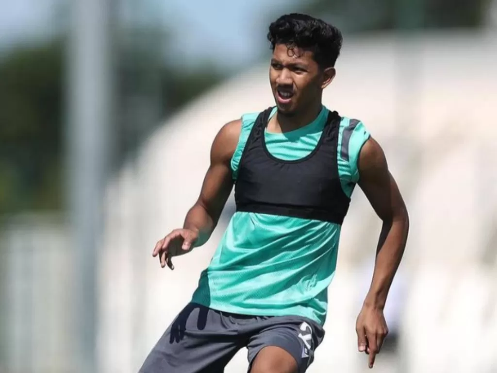 Al-Khuwailid Mustafa, pemain dari klub Qatar SC yang digadang-gadang cocok untuk memperkuat lini tengah Timnas Indonesia (Instagram/@_khuwailid)