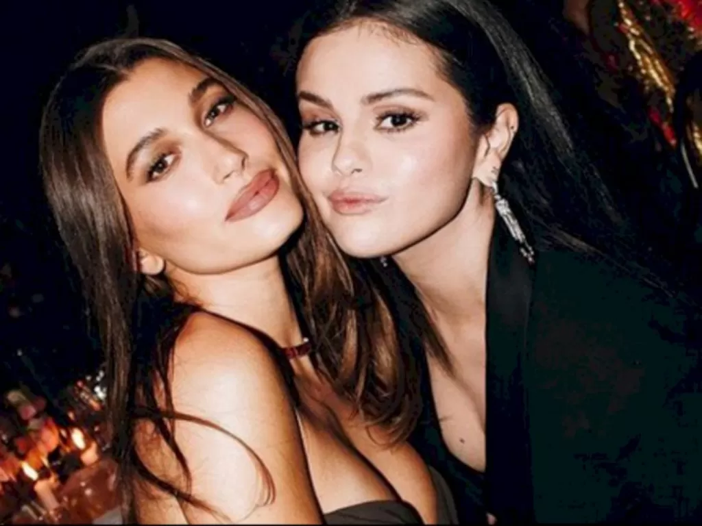 Hailey dan Selena. (Instagram/@tyrellhampton)
