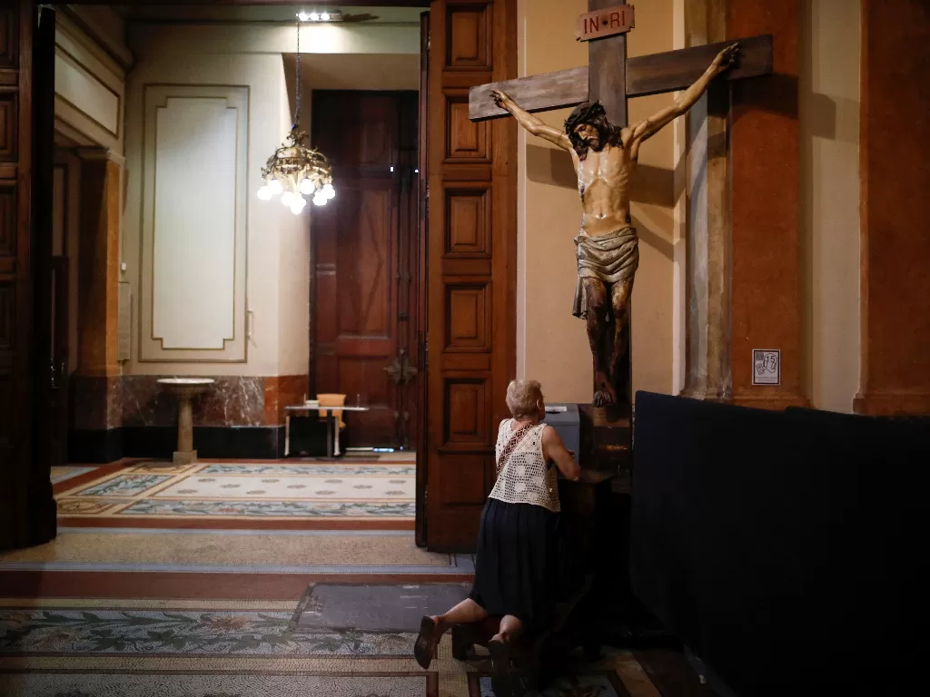 Ilustrasi patung Yesus Kristus. (REUTERS/Agustin Marcarian)