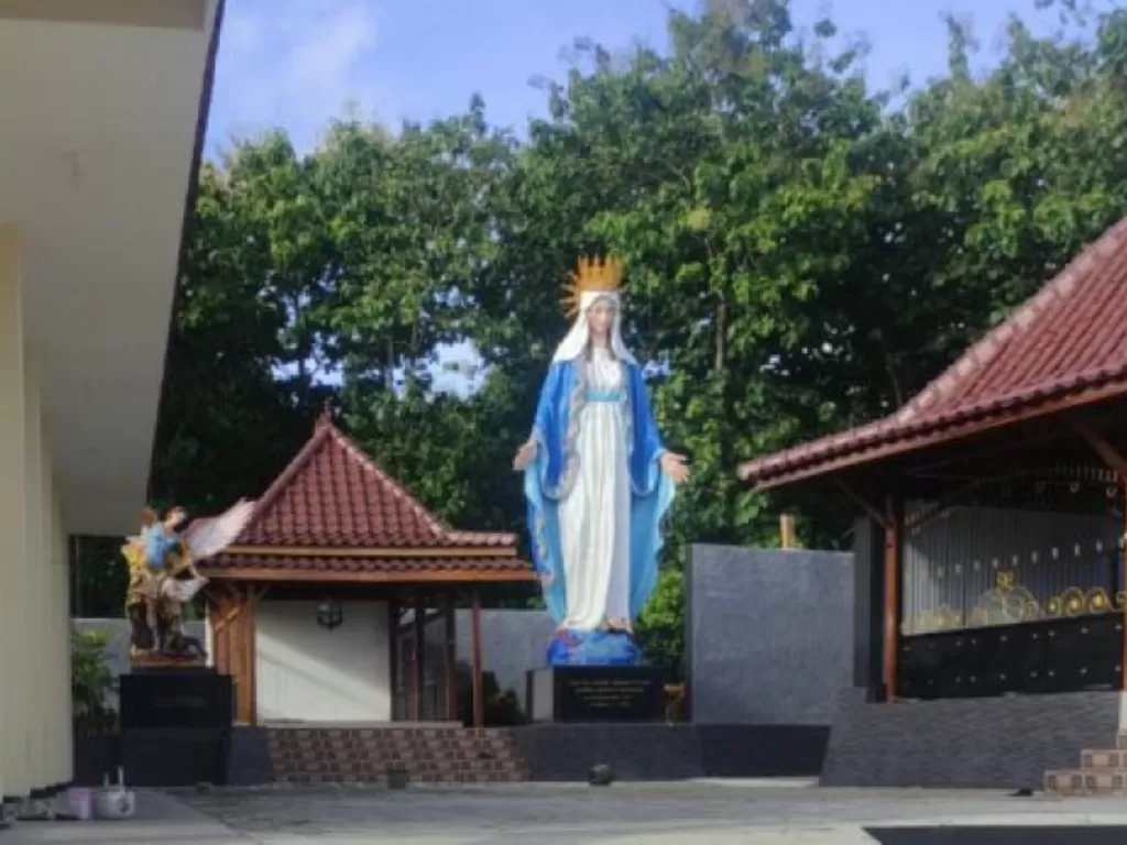Patung Bunda Maria di Pedukuhan Degolan, Bumirejo, Lendah, Kulon Progo. (Dok. Kemenag)
