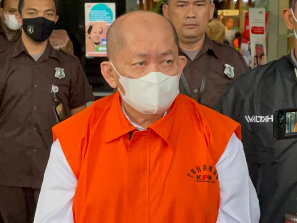 KPK tahan Liem Sin Tiong tersangka penyuap eks Bupati Buru Selatan (INDOZONE/Asep Bidin Rosidin)