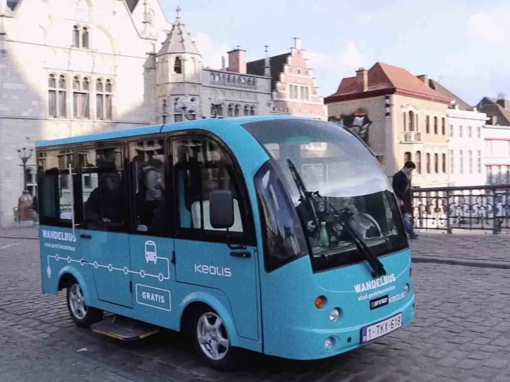 Pakai Wandelbus, lansia bisa menjelajahi kota Gent dengan gratis. (Zcreators/Alan Munandar)