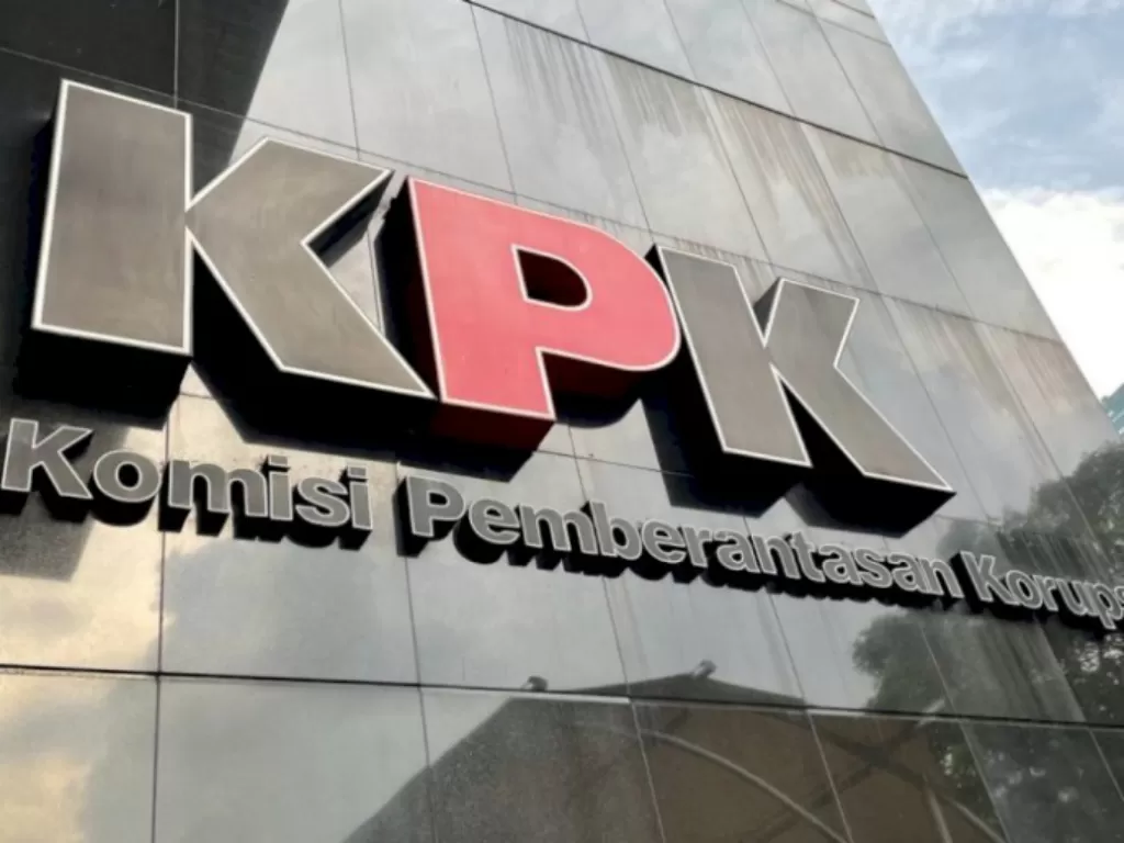 KPK mengonfirmasi bahwa Brigjen Endar Priantoro tidak lagi menjabat sebagai Direktur Penyelidikan KPK, lantaran masa tugasnya telah selesai. Foto Logo KPK-INDOZONE/Asep Bidin Rosidin).