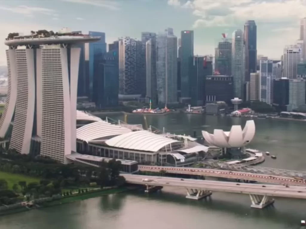 Potongan cuplikan yang menampilkan Singapura dalam film box office Crazy Rich Asian (Warner Bros)
