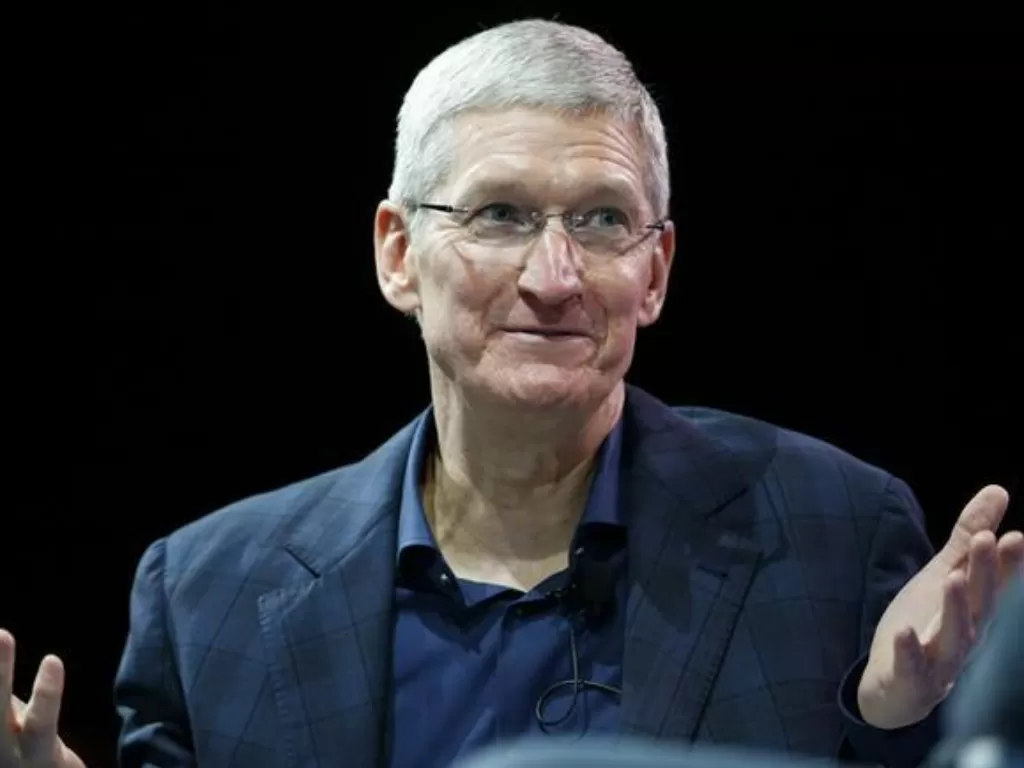 Tim Cook. (REUTERS/Lucy Nicholson)
