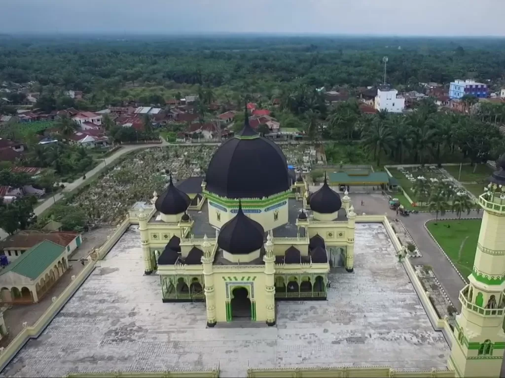 Masjid Azizi Peninggalan Kesultanan Langkat. (Z Creators/Sriwahyuni Kuna)