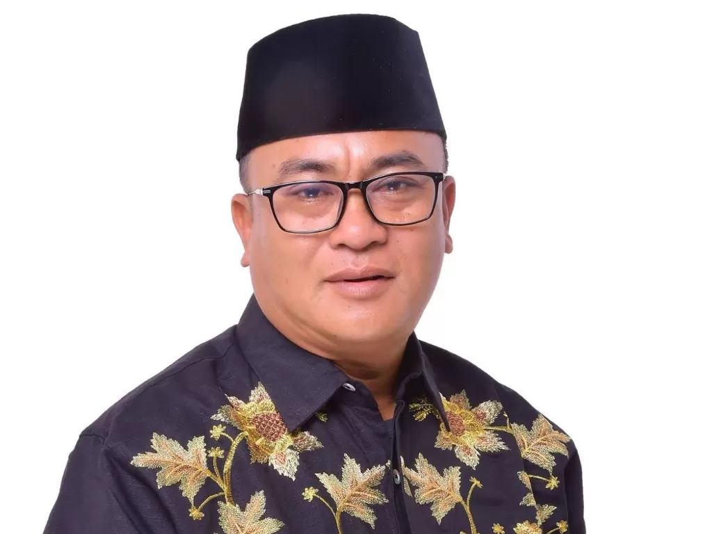 Buronan Kasus Pemilik 2 Ribu Butir Ekstasi Mukmin Mulyadi jadi dilantik jadi anggota DPRD Tanjungbalai, Sumut. (Facebook)