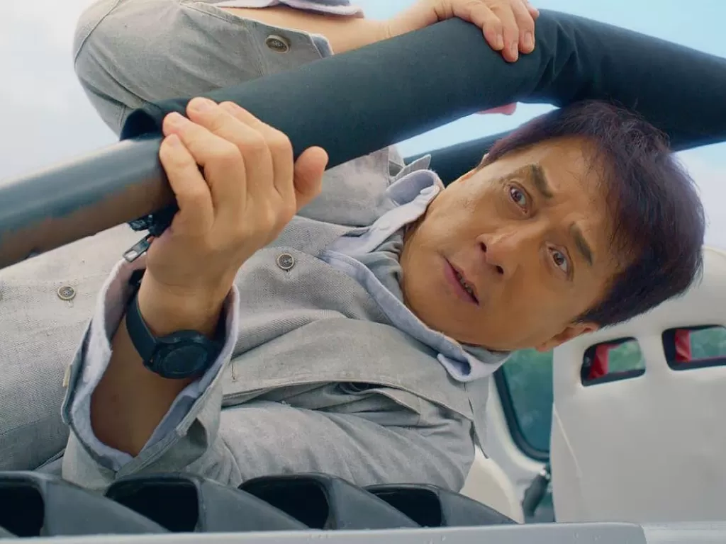 Aktor Jackie Chan dalam film  Vanguard. (IMDb)