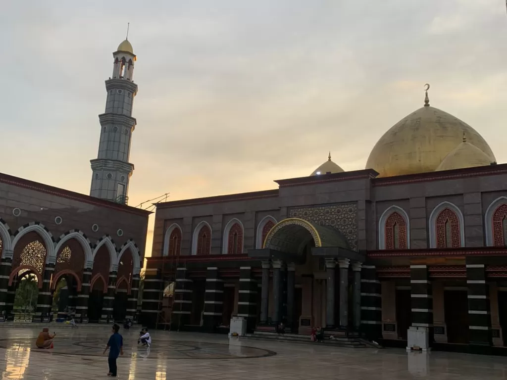 Masjid Kubah Emas Depok (Z Creators/Putra Ganesha)