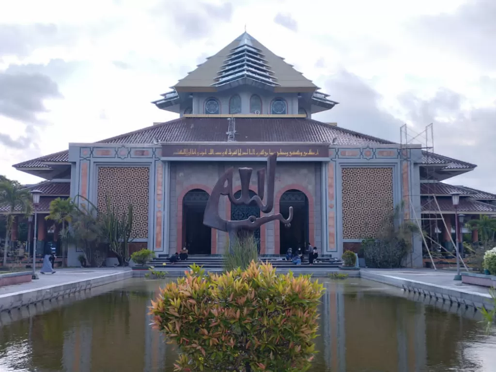 Masjid Universitas Gadjah Mada (UGM). (Z Creators/Putra Ganesha)