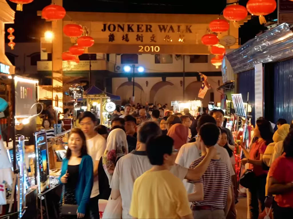 Jonker Walk Night Market, pasar malam yang jadi objek wisata di Melaka, Malaysia. (Z Creators/Sri Wahyuni Kuna)
