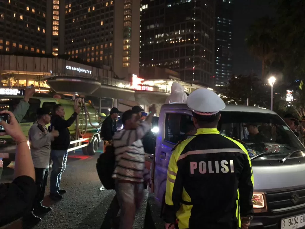 Kapolda Metro Jaya Irjen Pol Karyoto pantau situasi keamanan di Jakarta saat malam takbiran. (INDOZONE/Samsudhuha Wildansyah).