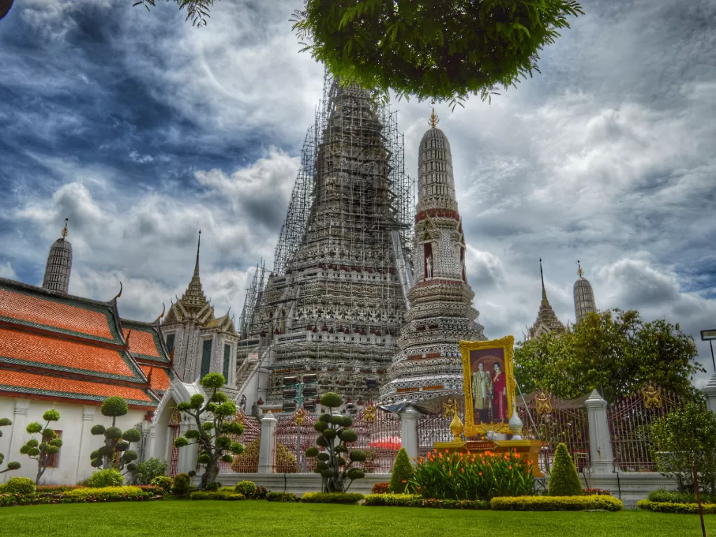 Wat Arun, kuil paling populer di Thailand. (Z Creators/Alan Munandar)