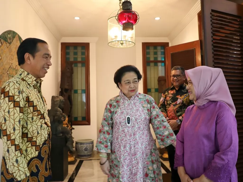 Presiden Jokowi dan Iriana Jokowi halalbihalal ke kediaman Megawati Soekarnoputri (Dok. PDIP)