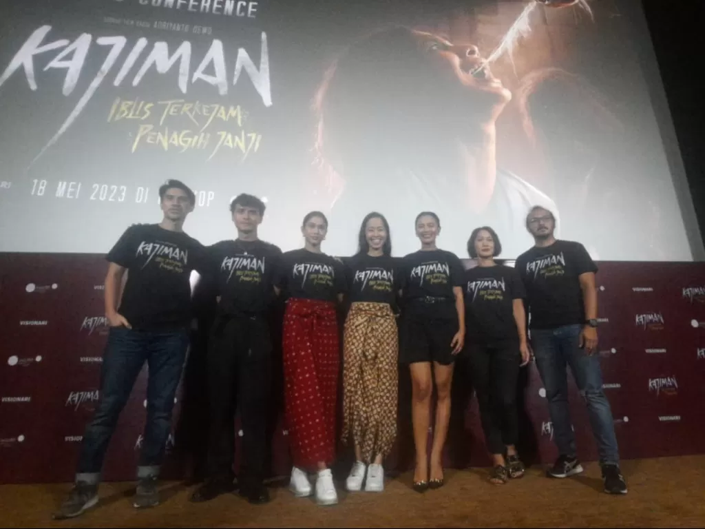 Para filmmaker dan pemeran 'Kajiman: Iblis Terkejam Penagih Janji'. (Z Creators/Nur Faridha)