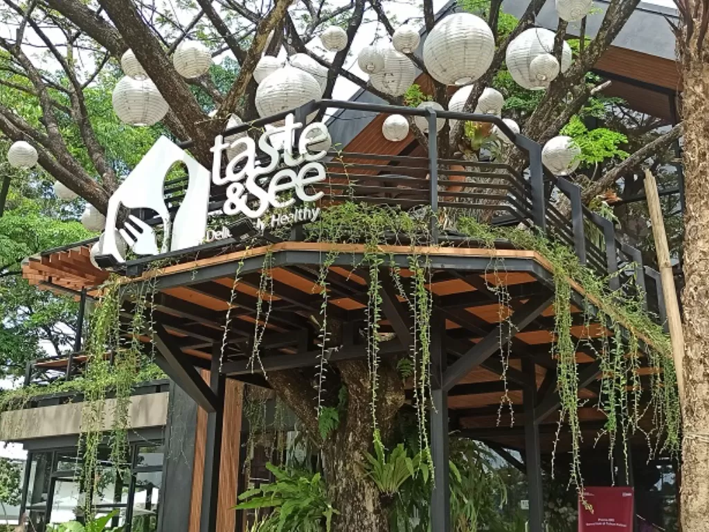 Cafe Estetik di Taman Budaya Sentul. (Z Creators/Faela Shafa)
