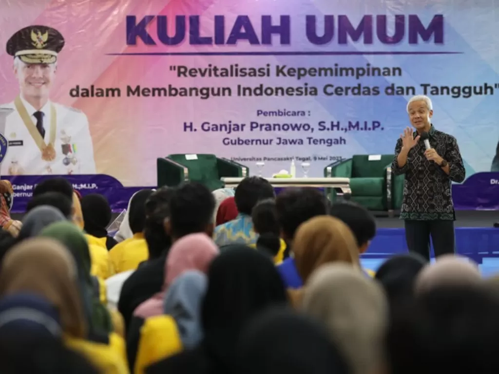 Gubernur Jawa Tengah Ganjar Pranowo saat memberikan kuliah umum. (Dok Tim Ganjar)