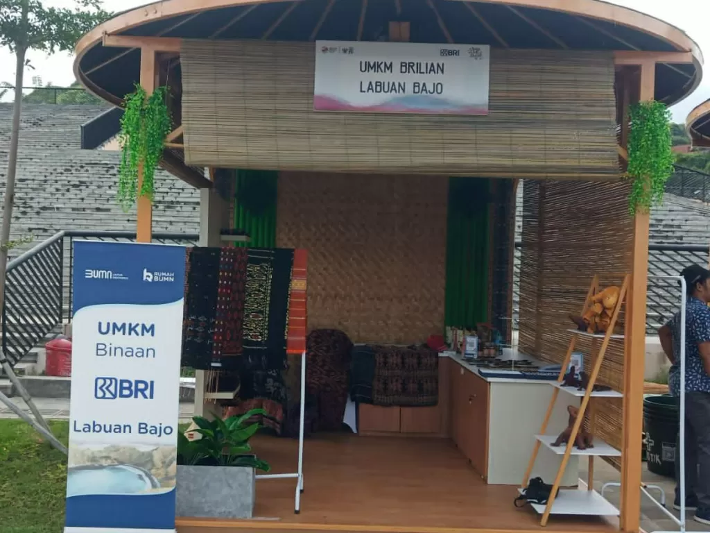 UMKM binaan BRI ikut dipajang saat KTT ASEAN di Labuan Bajo, NTT. (Dok. Humas BRI)