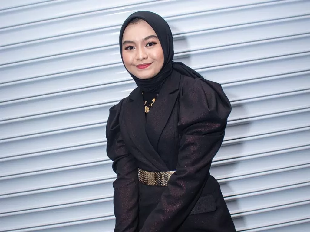 Sosok Salma Salsabi, Juara Indonesian Idol Season 12. (Instagram/luthfiamsyah)