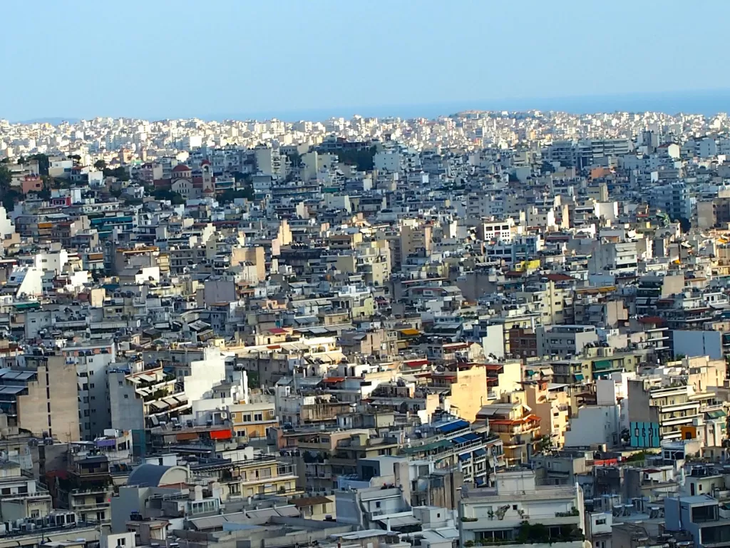 Kota Athena dilihat dari puncak Acropolis. (Z Creators/Fabiola Lawalata)