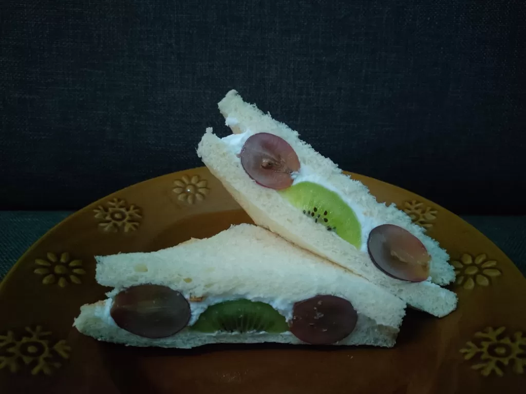 Japanese Fruit Sandwich (Z Creator/Adila Fikri Muslimah)
