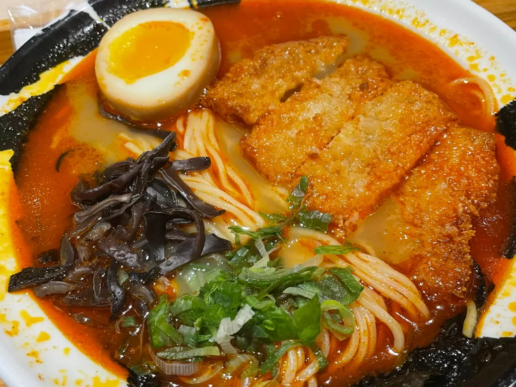  Menya Musashi Bukotsu, restoran Jepang jual ramen bisa refill. (Z Creators/Rafiq Achmad)