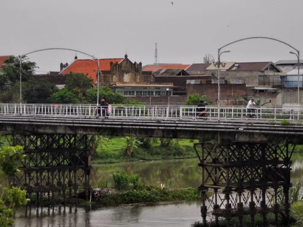 Jembatan Lama Kota Kediri. (Z Creators/Wiji Guntoro)