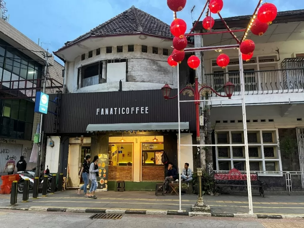 Fanaticoffee, kedai kopi klasik di Bogor. (Z Creators/Nida Asma Amaniy)