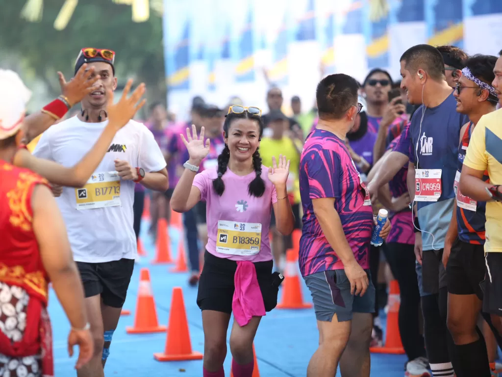 Nirina Zubir ikut half marathon. (Z Creators/Jafriyal Aba)
