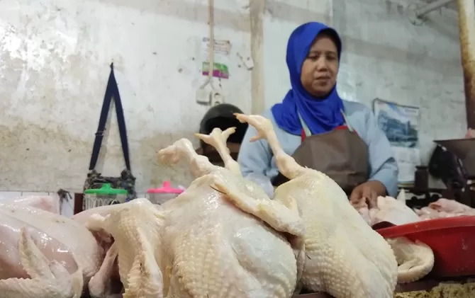 Jelang Natal, Harga Ayam Dan Telor Naik - Jawa Pos