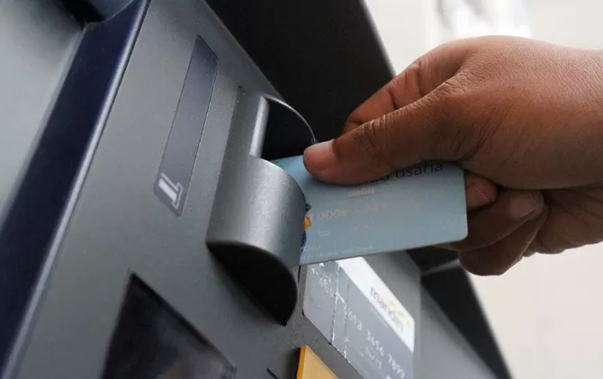 Bank Mandiri Klaim 30 Persen Kartu ATM Telah Migrasi Ke Chip - Jawa Pos