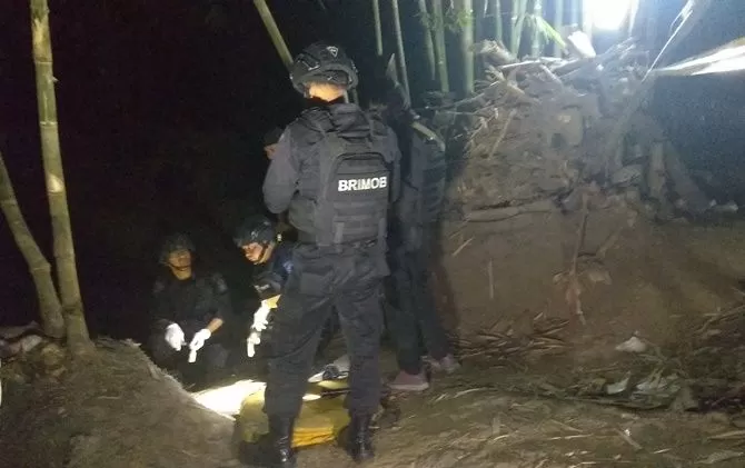 Benda Misterius Diduga Bom Ternyata Pendeteksi Getaran - Jawa Pos