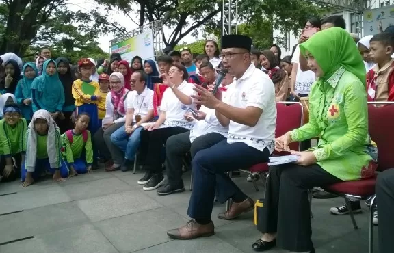 Ini Strategi Ridwan Kamil Atasi Persoalan Sampah Dan Pencemaran Sungai ...