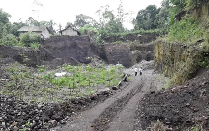 Penambangan Ilegal Di Lereng Merapi Sulit Ditertibkan - Jawa Pos