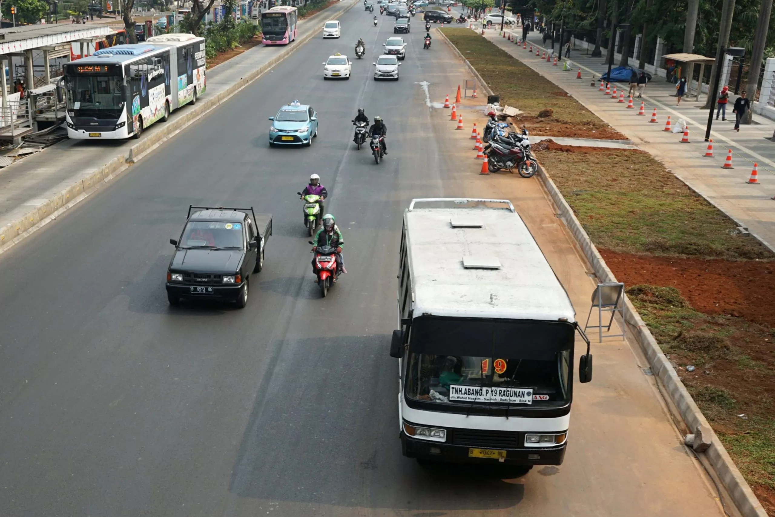 Pengamat: Pemprov DKI Malu Kopaja dan Metro Mini Busuk-busuk - Jawa Pos