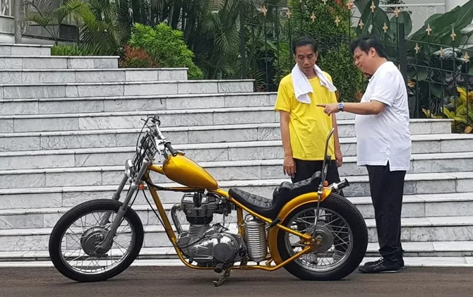 royal enfield jokowi