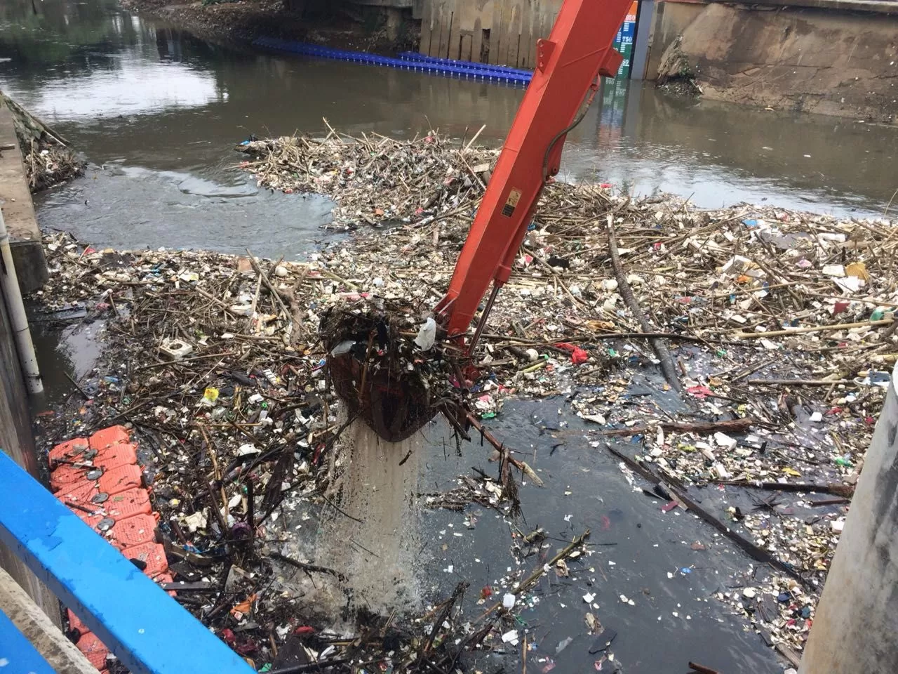 Seluruh Banjir Di Jakarta Sudah Surut, Pintu Air Pasar Ikan Siaga 3 ...