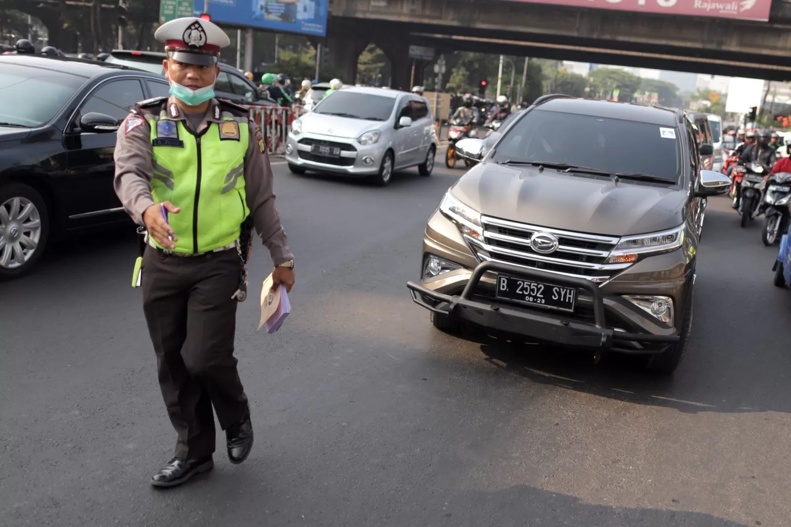 Banyak Pengendara Mengaku Belum Tahu Ganjil Genap Kembali Diaktifkan ...