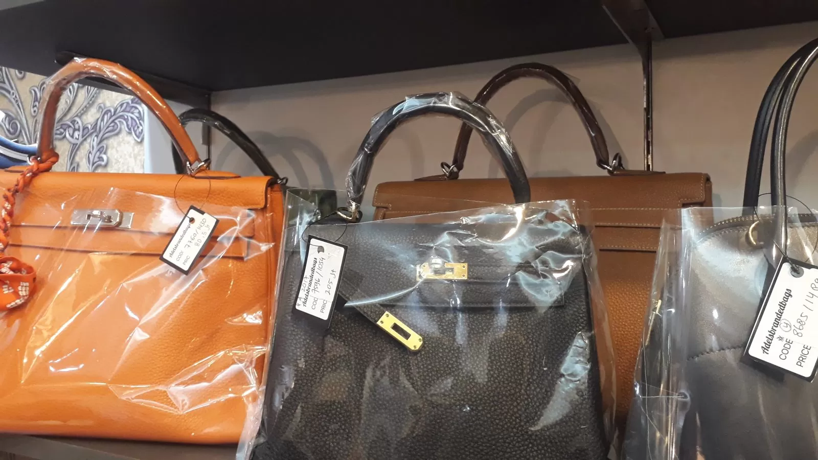 Louis Vuitton Jual Tas Kecil Khusus Lipstik Seharga Rp 17 Juta