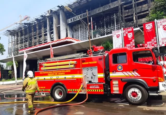 Usai Gedung Utama Terbakar, Jaksa Agung: Kami Tetap Bekerja - Jawa Pos