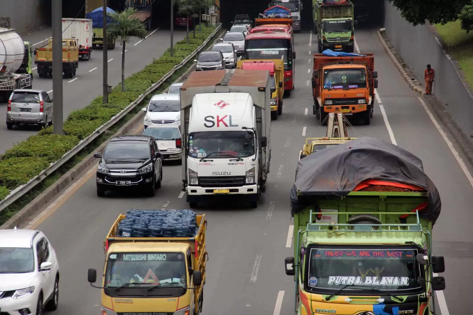 Genjot Pertumbuhan APM Bidik Sektor Logistik Jawa Pos