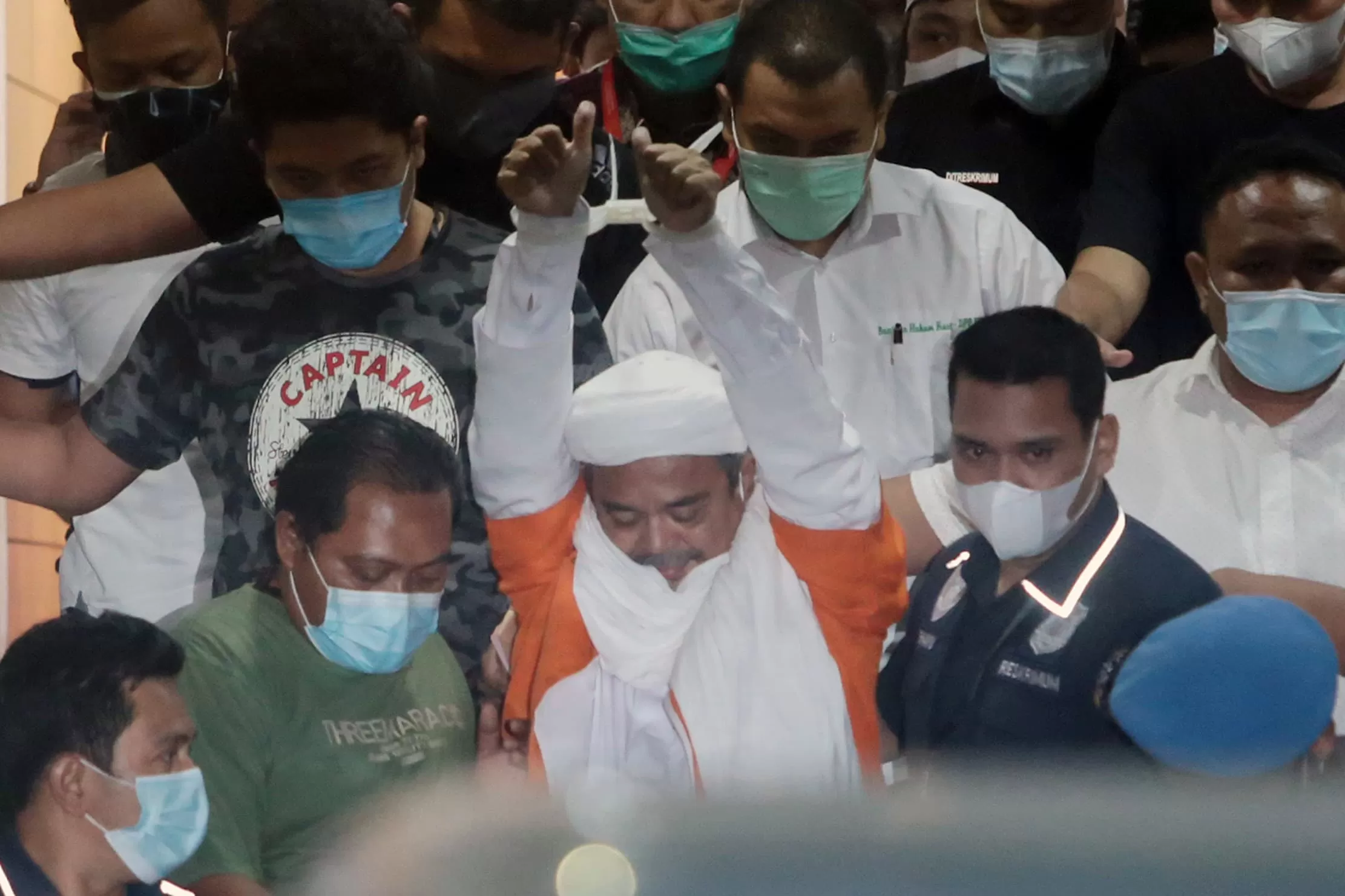 Berujung Praperadilan, Ini Deretan Kasus Kerumunan Massa Rizieq Shihab ...