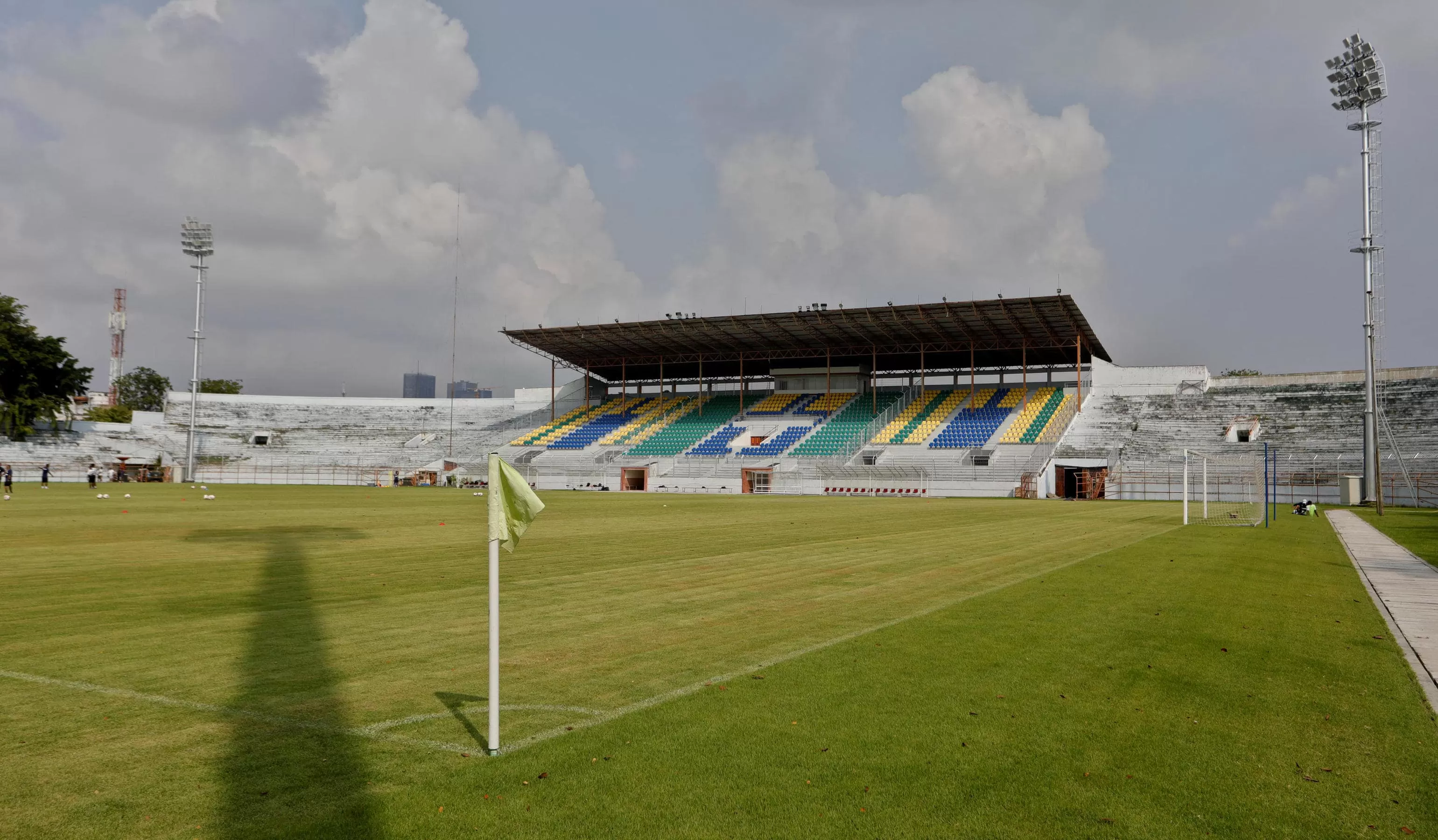 Liga 1 Siapkan 22 Stadion Di Pulau Jawa, Jatim Penyumbang Terbanyak ...