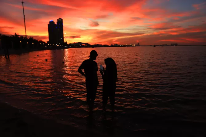 5 Pantai Di Jakarta Cocok Untuk Liburan: Tiket Masuk, Foto, Lokasi ...