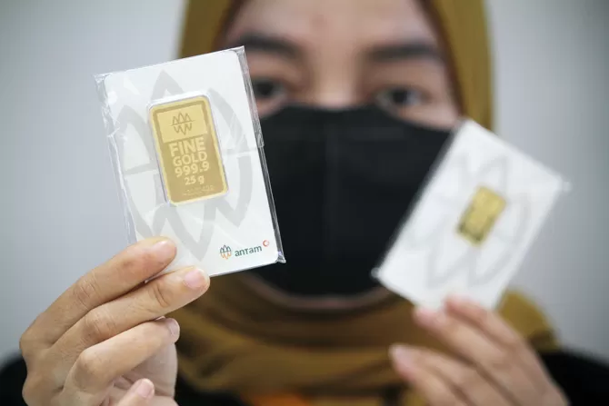 Harga Emas Antam Turun Rp 4.000 Jadi Rp 953.000 Per Gram - Jawa Pos