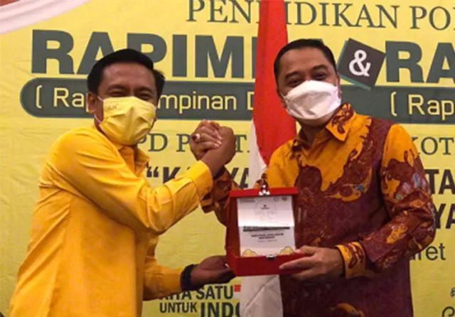 Pilwali Surabaya Masih 2024, Golkar-PKS Bersaing Dampingi Eri Cahyadi ...