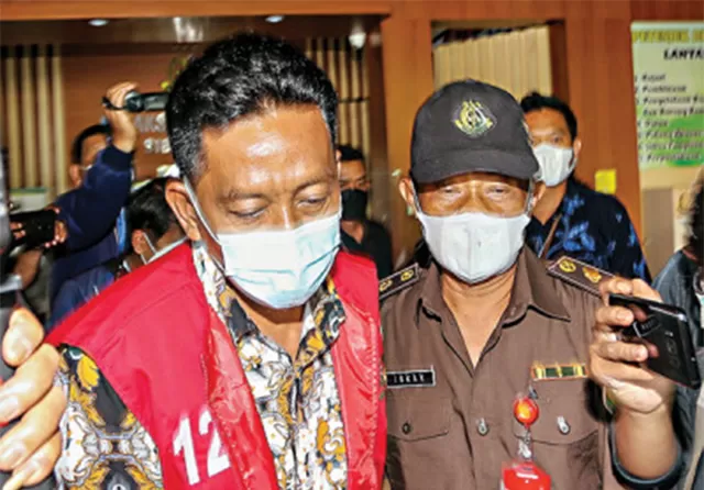 Dua Tersangka Baru Kasus Pungli PTSL Ditahan Kejari Sidoarjo - Jawa Pos