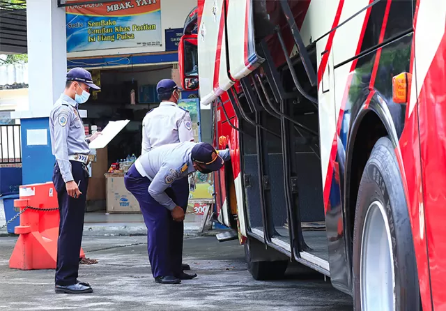 Kemenhub Lakukan Ramp Check Bus AKAP Dan Pariwisata Jelang Nataru ...